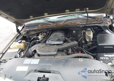 2004 Chevrolet Tahoe Ls z USA, uszkodzony, nr VIN 1GNEC13Z14R147403